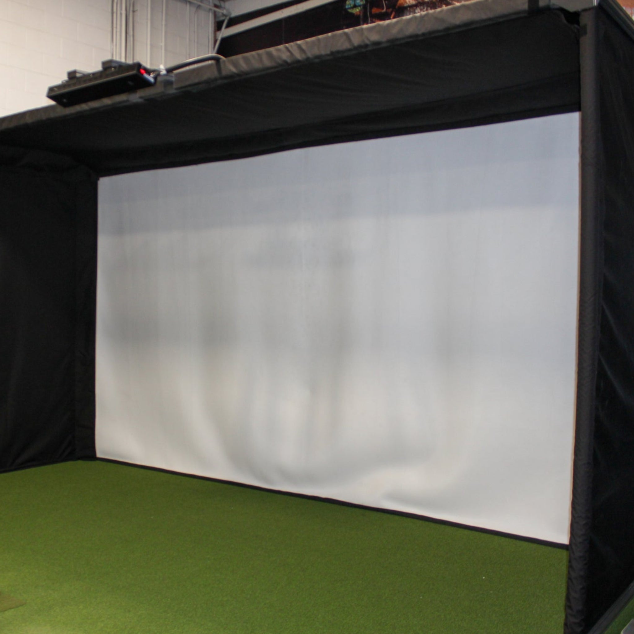 The SportScreen Parlour Series Golf Enclosure