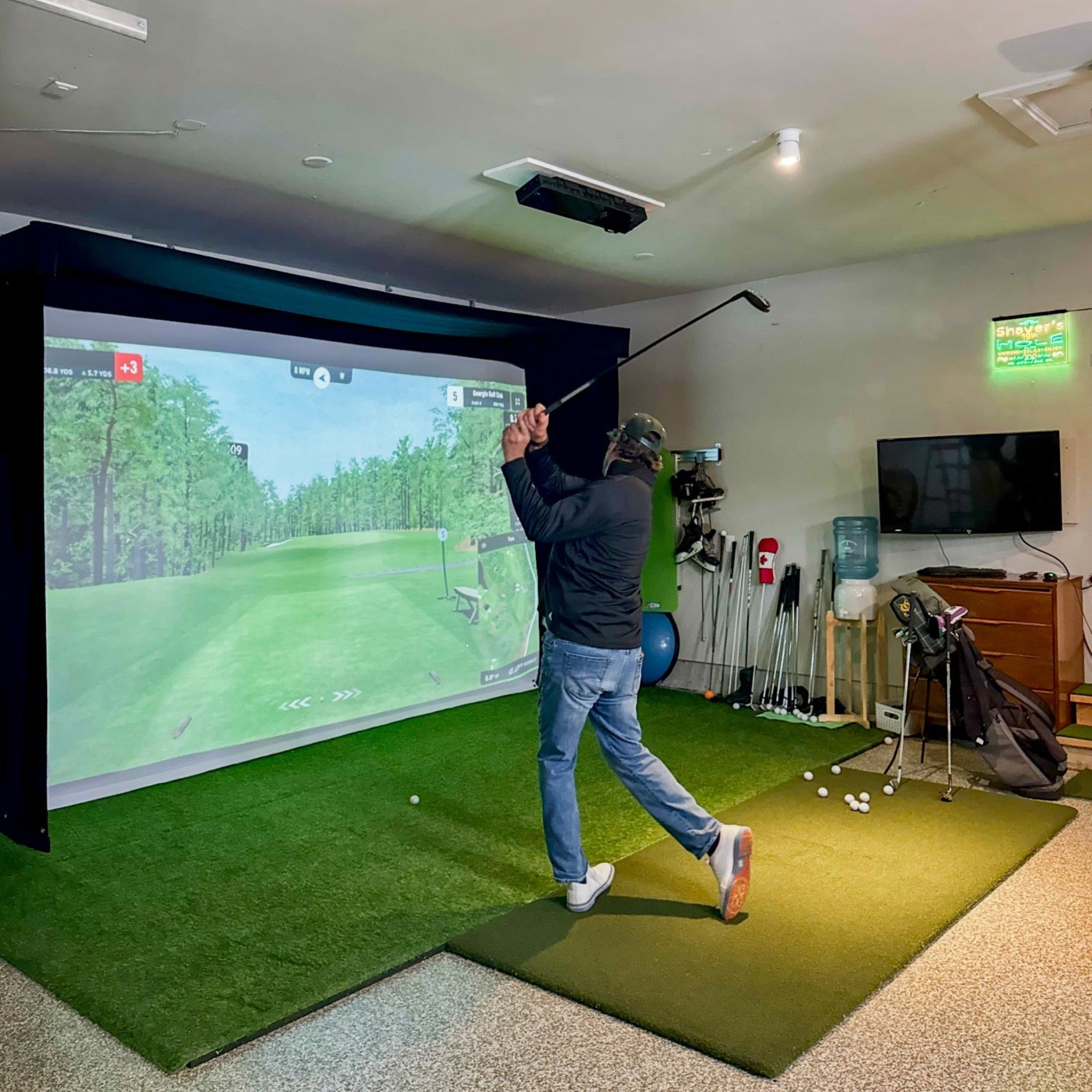 The SportScreen Vanish LITE Hybrid-Retractable Golf Enclosure