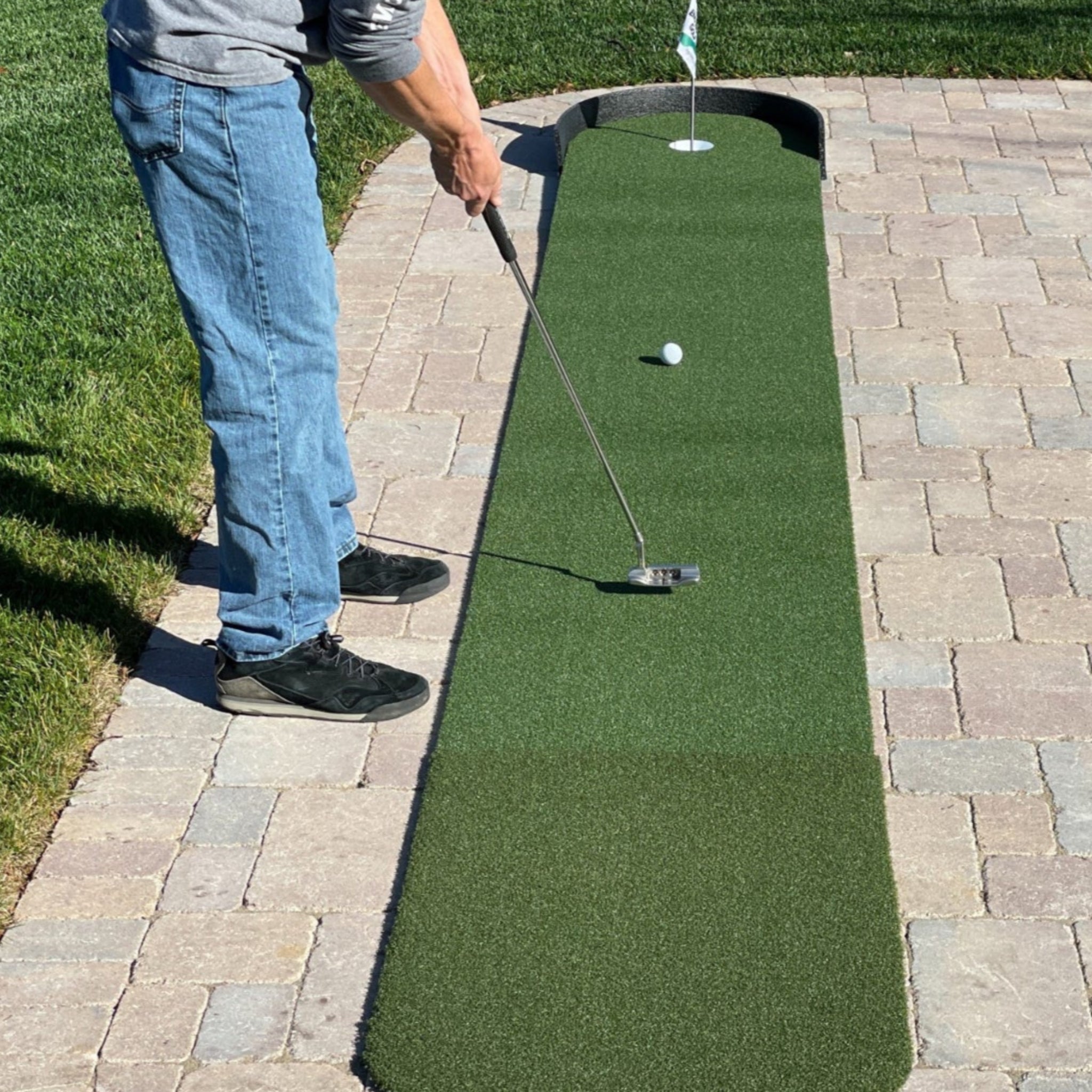 Big Moss Commander Putting Greens
