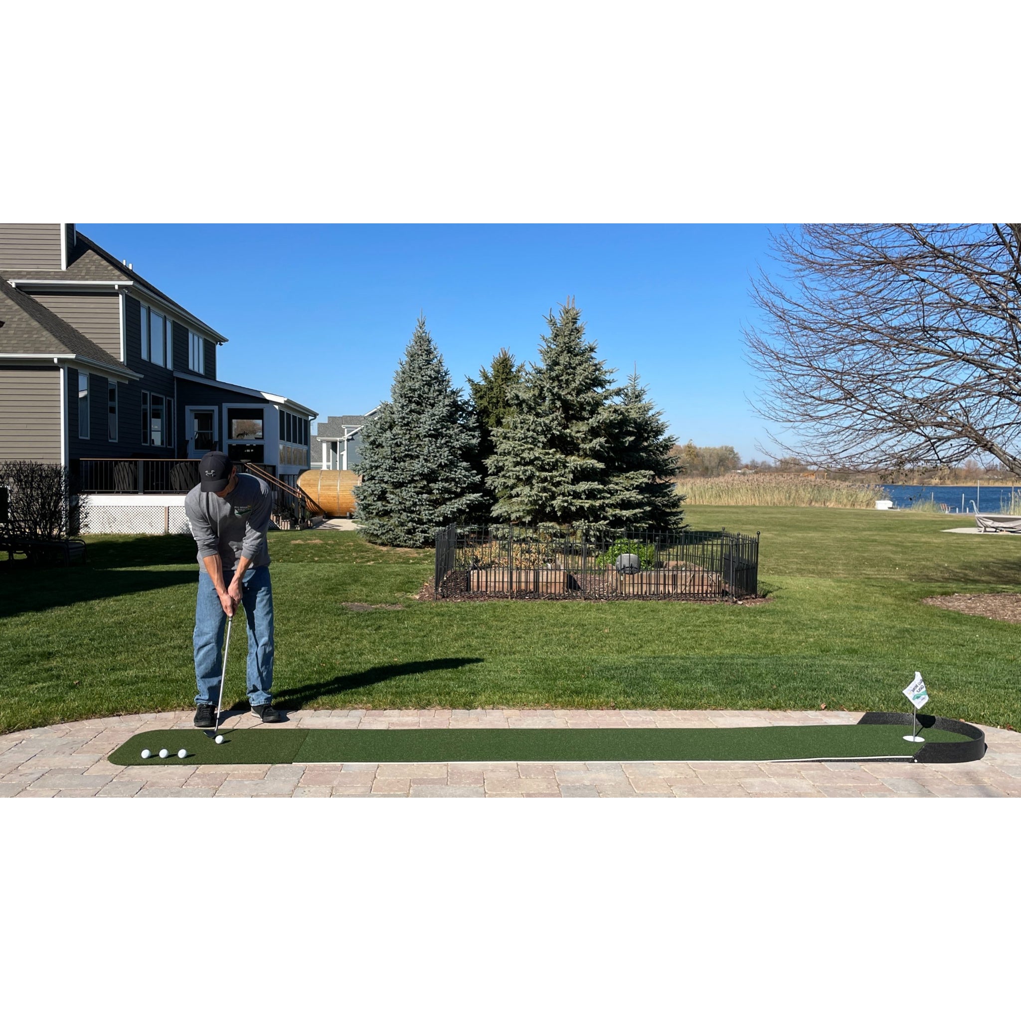 Big Moss Commander Putting Greens